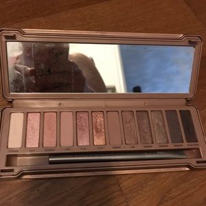 Urban Decay Naked 3